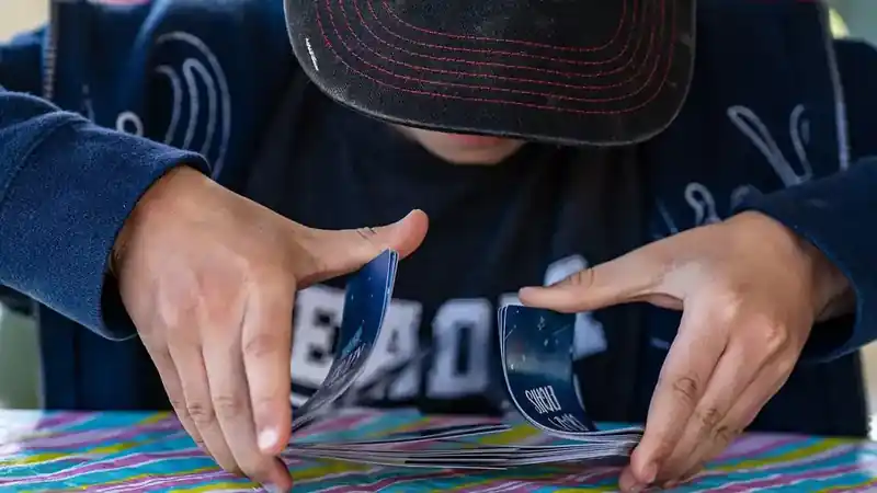 What does card shuffling mean in finance?