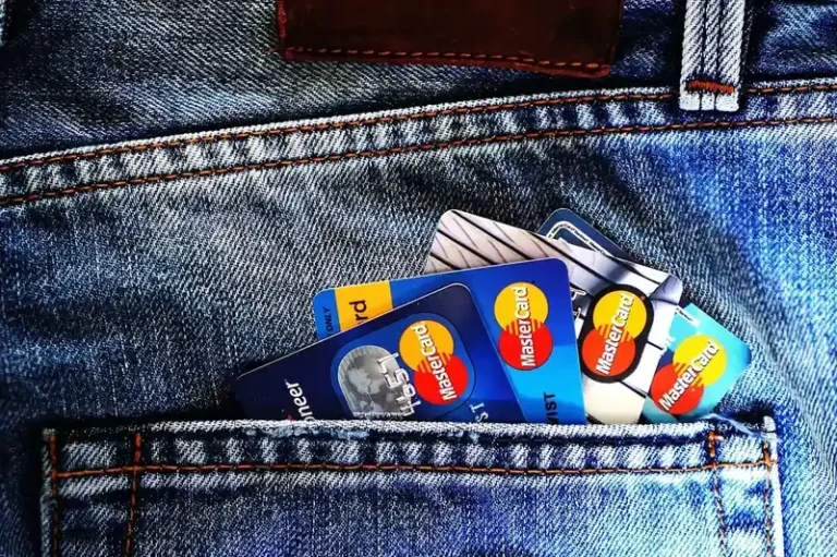 Descubre qué dice la Ley 81 sobre Tarjetas de Crédito en Panamá